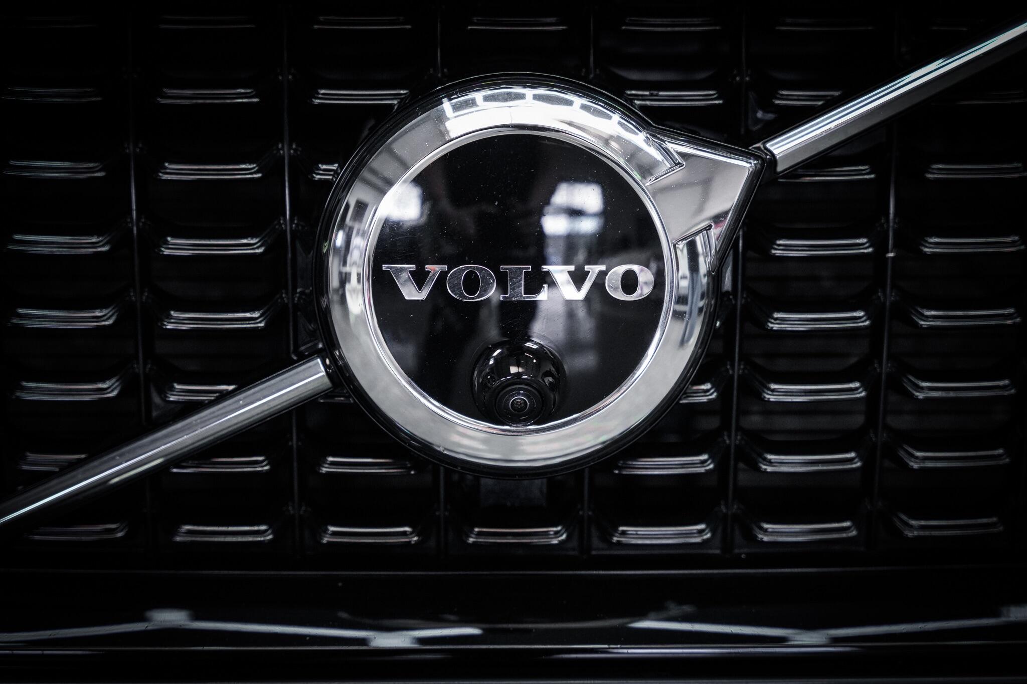 Volvo XC90 view 36