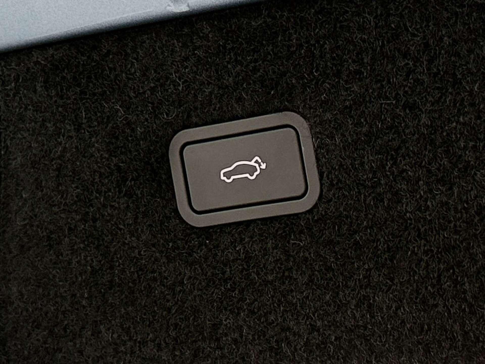 Polestar 4 view 27