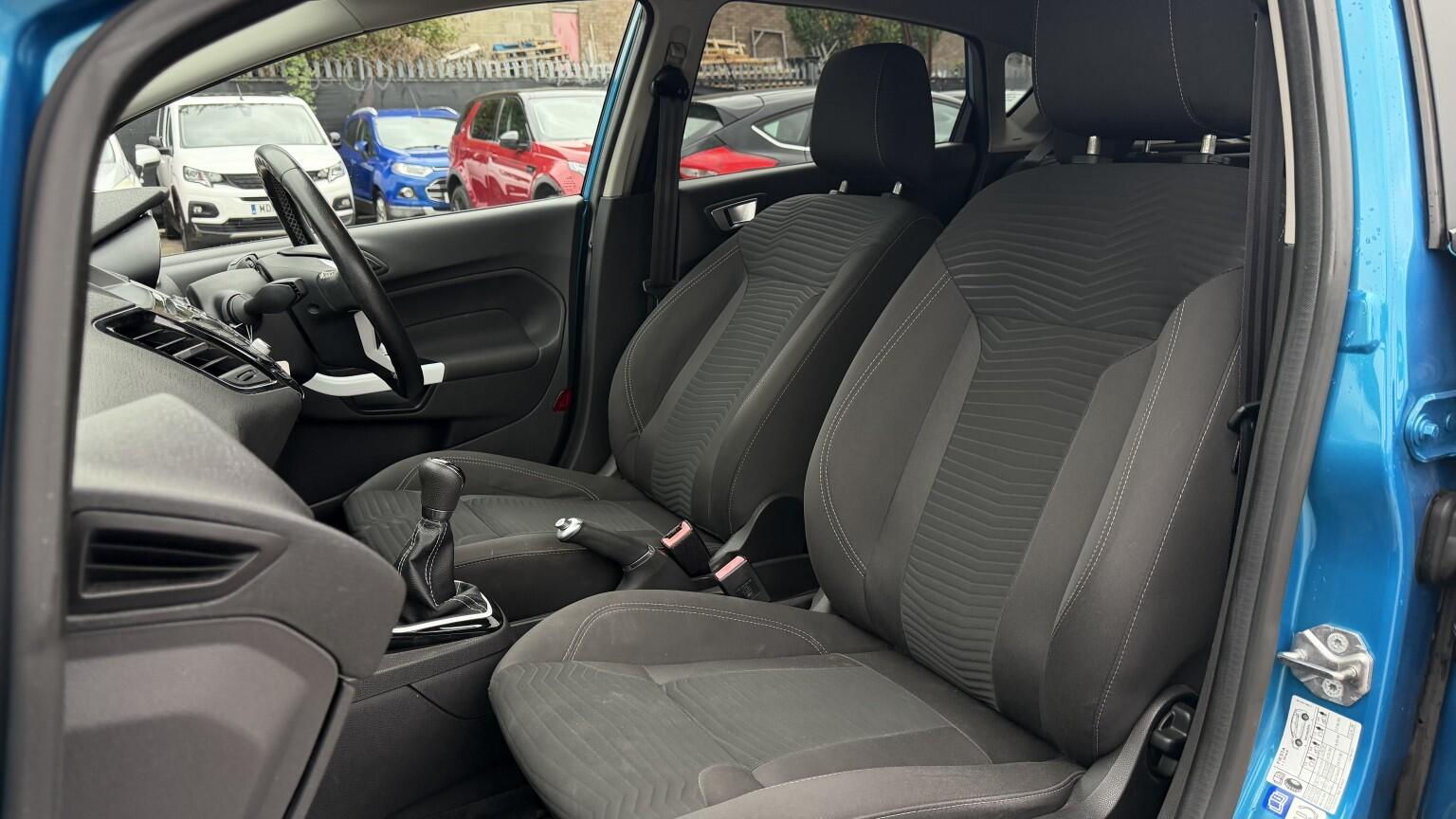 Ford Fiesta view 18