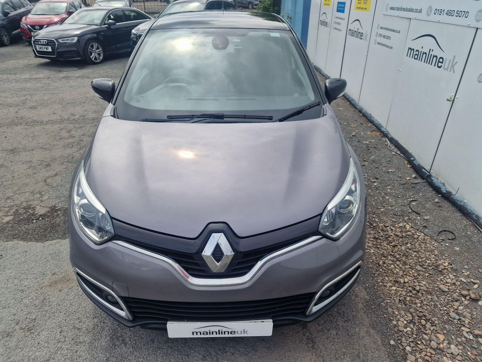 Renault Captur view 2