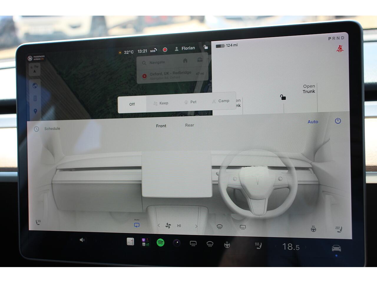 Tesla Model 3 view 20