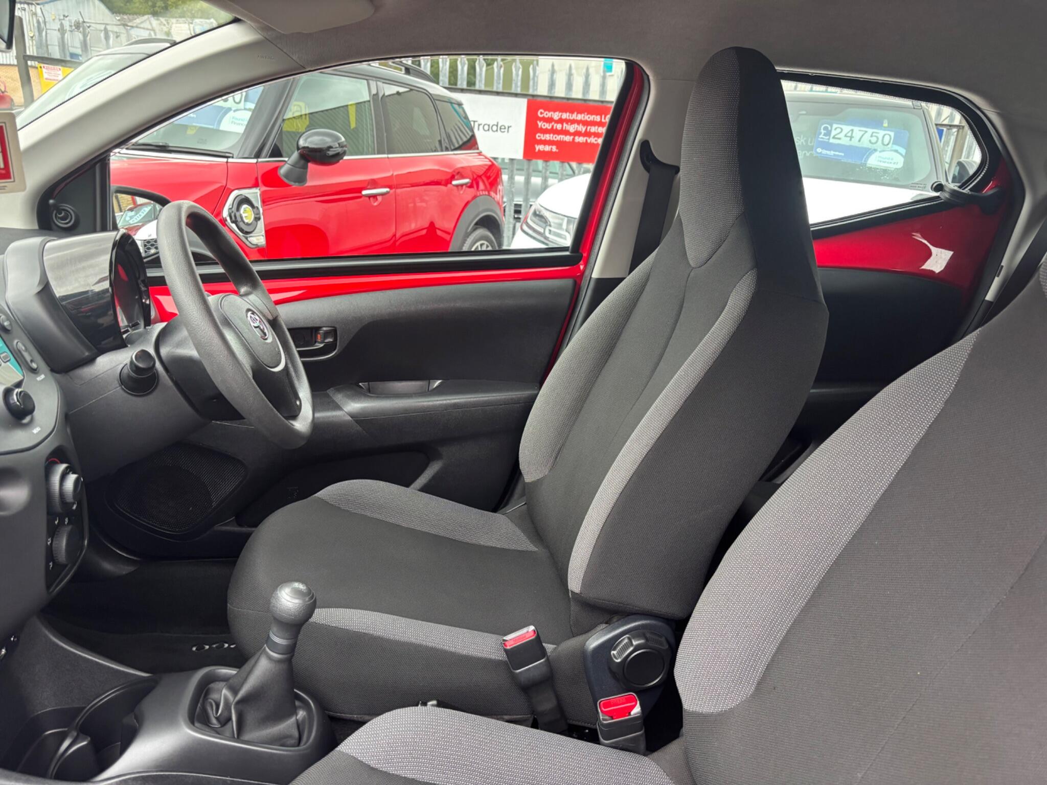 Toyota Aygo view 24