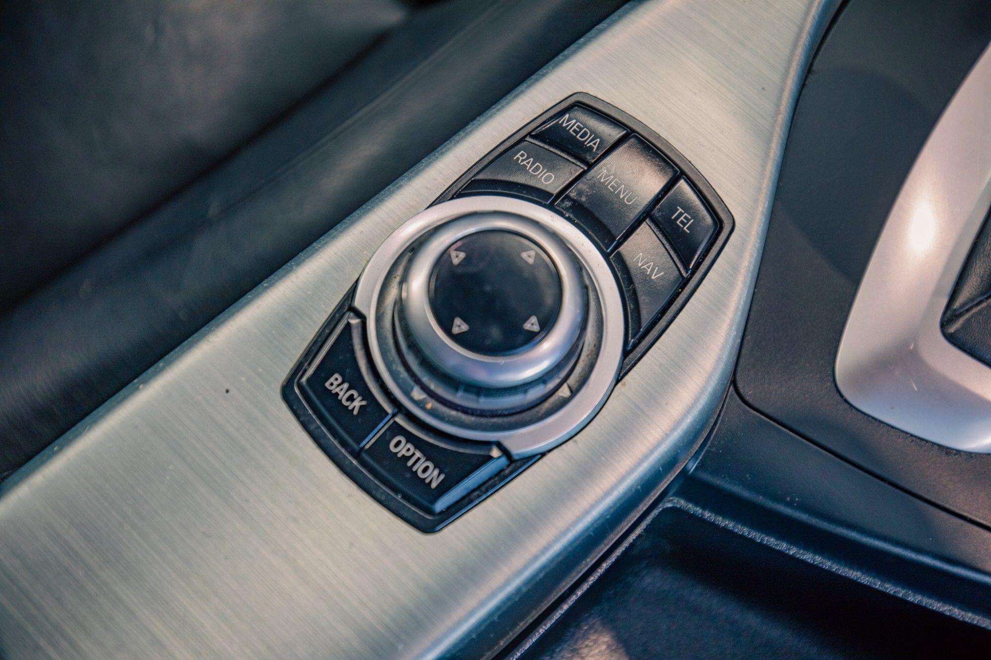 BMW 1 Series view 19