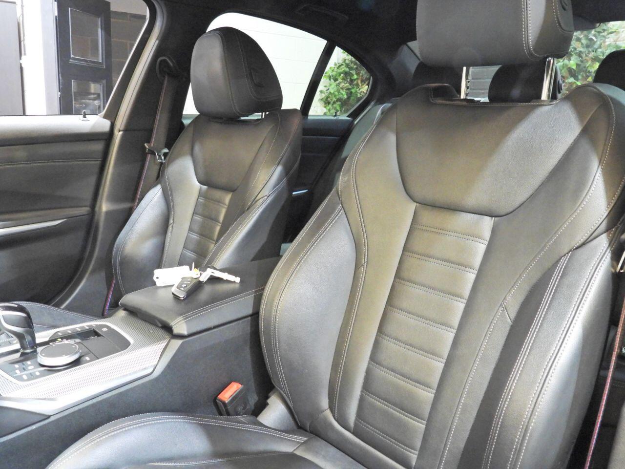 BMW 3 Series view 27