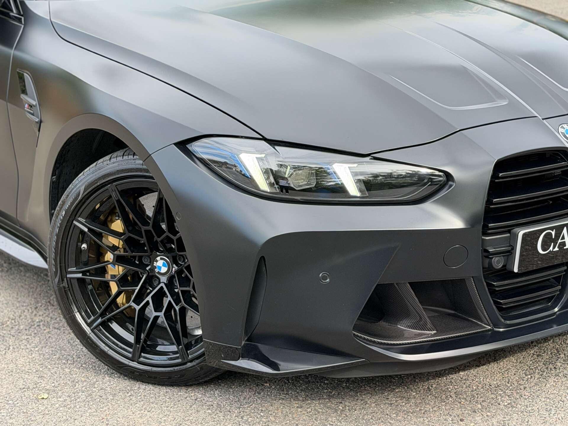 BMW M4 view 8