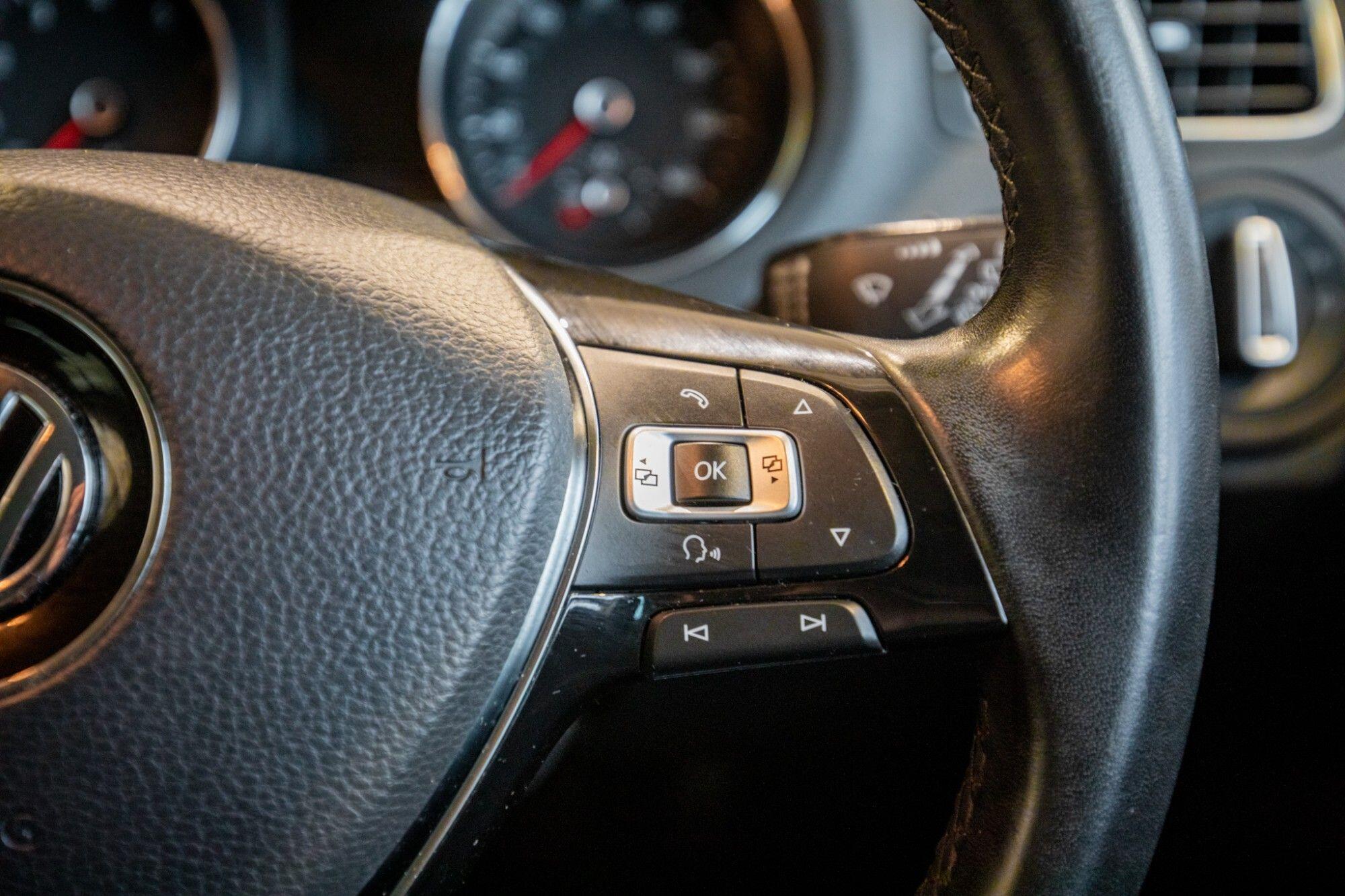 Volkswagen Polo view 23