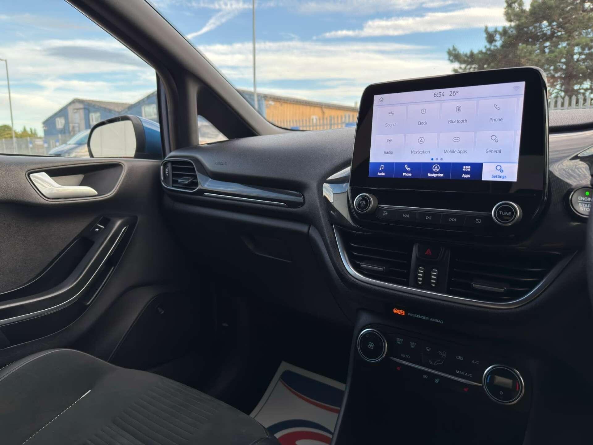 Ford Fiesta view 49