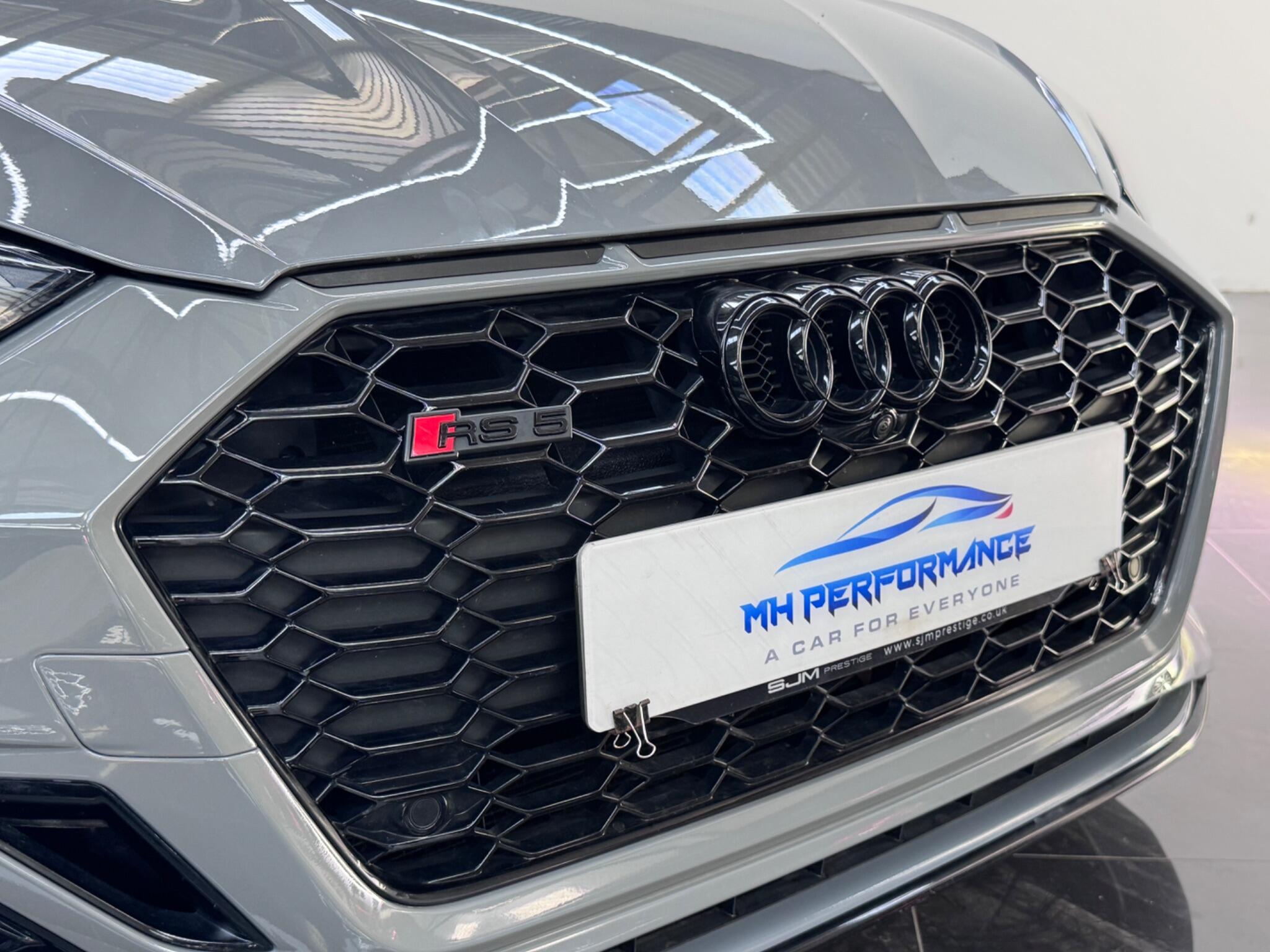 Audi RS5 view 18