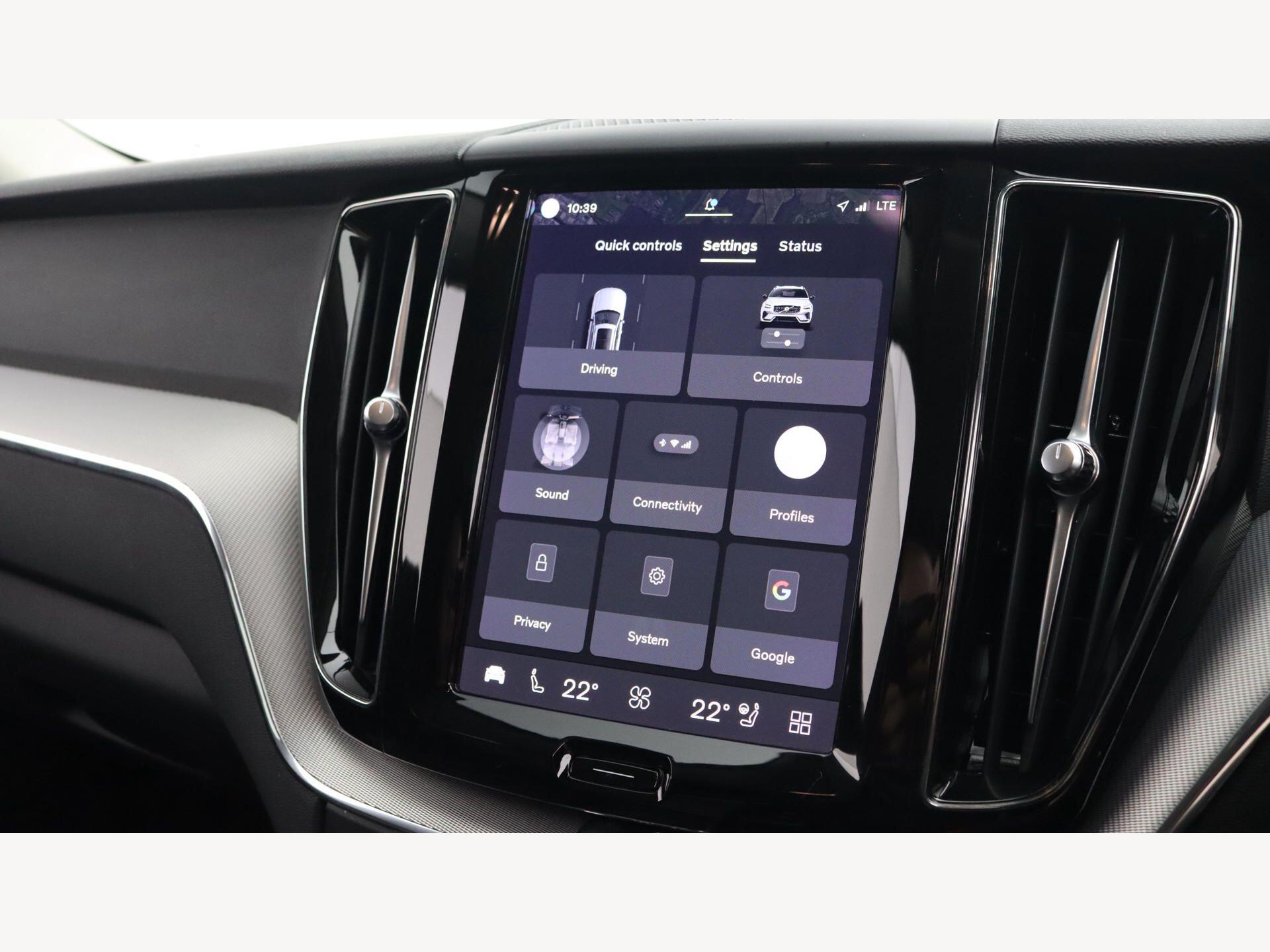 Volvo XC60 view 18