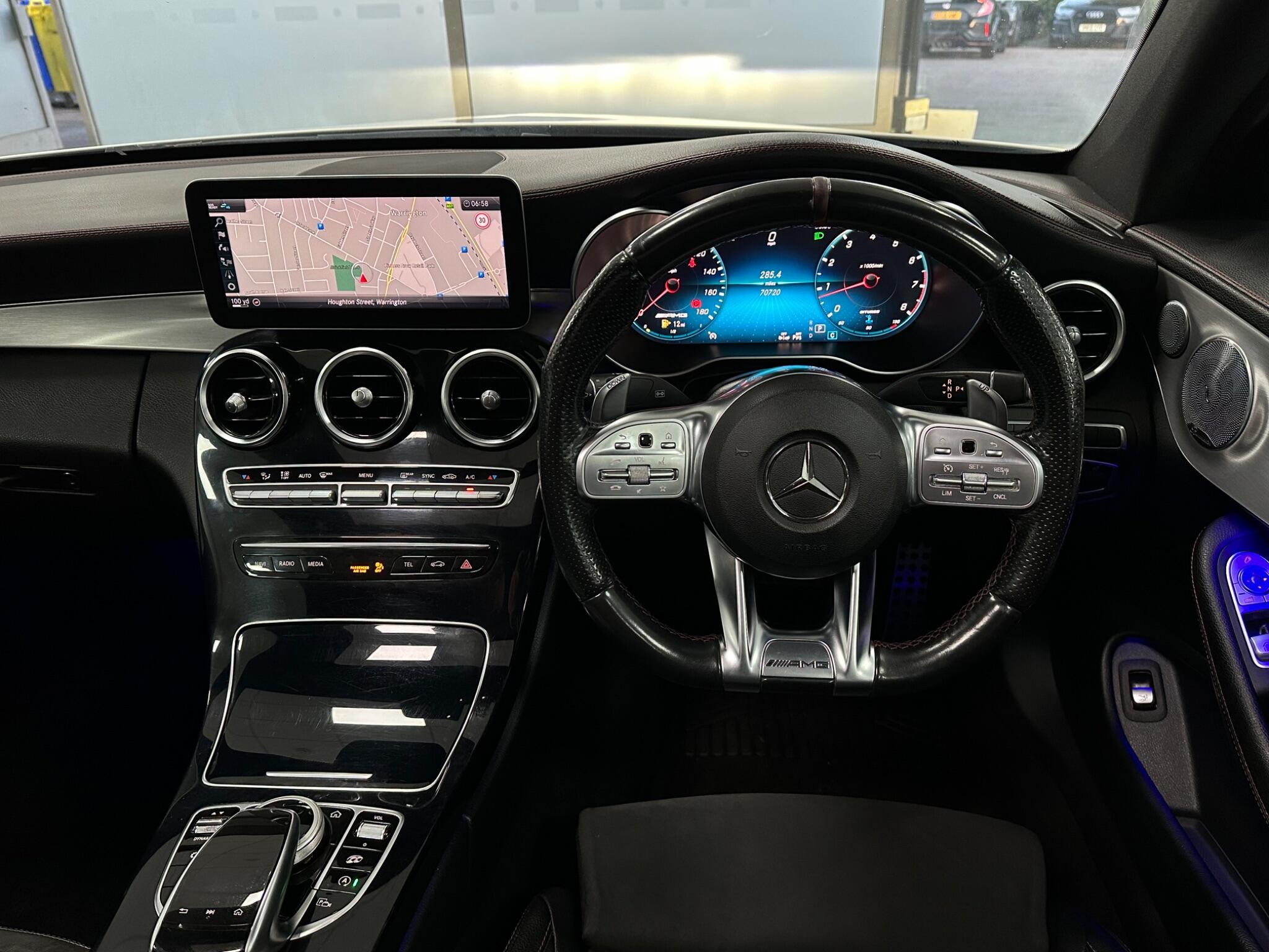 Mercedes-Benz C-Class view 19