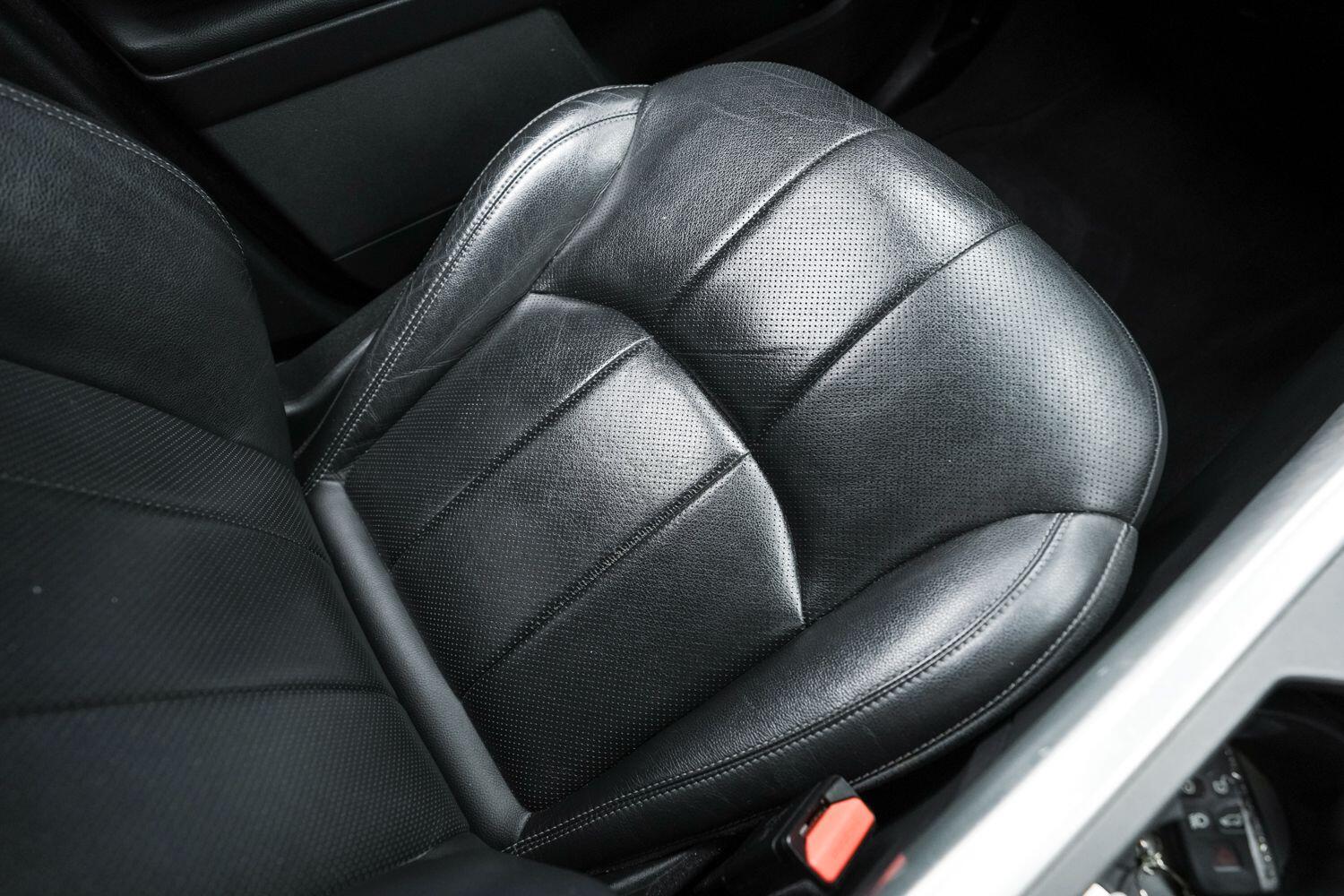 Land Rover Range Rover Evoque view 10