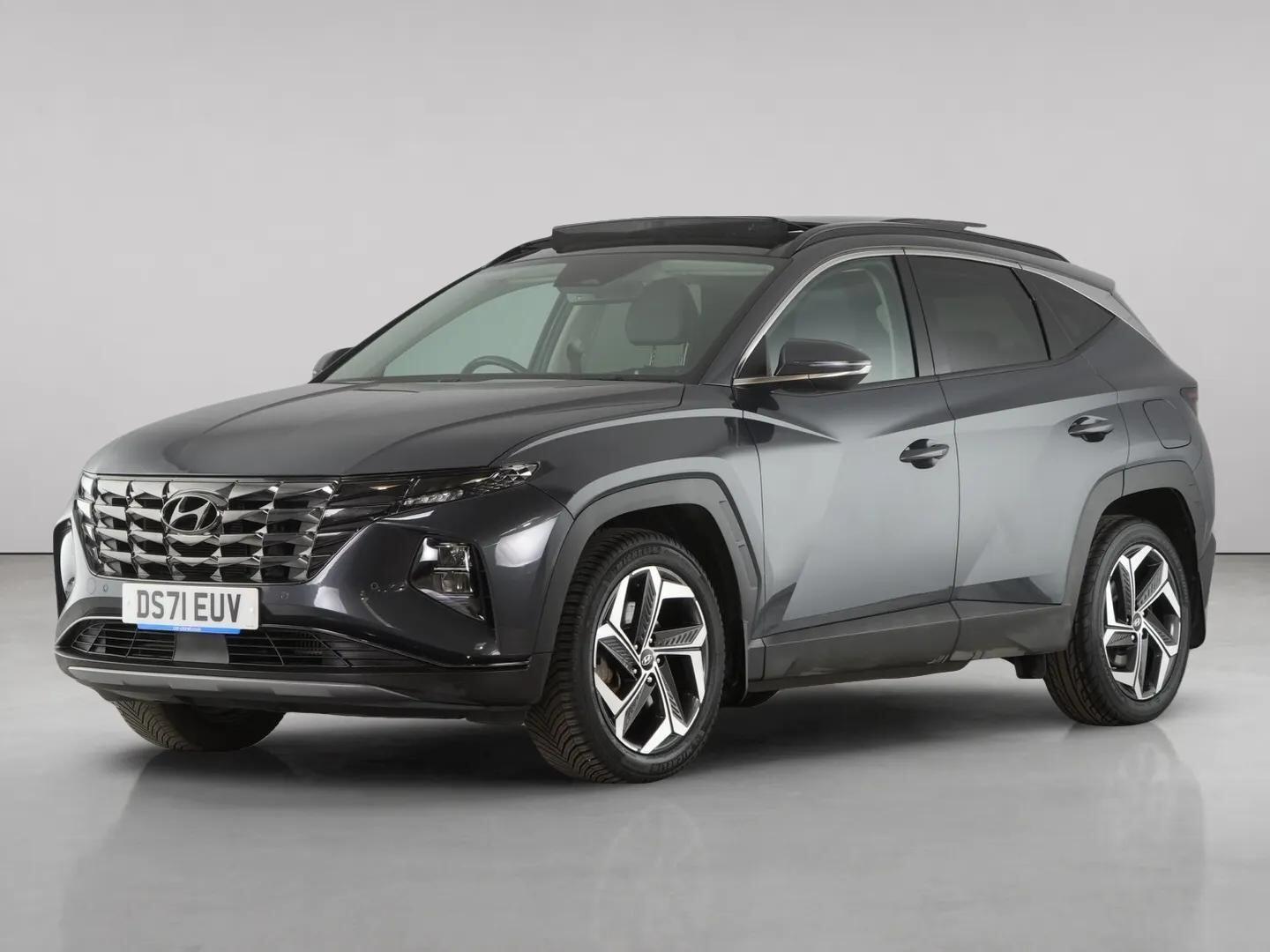 Hyundai Tucson view 2