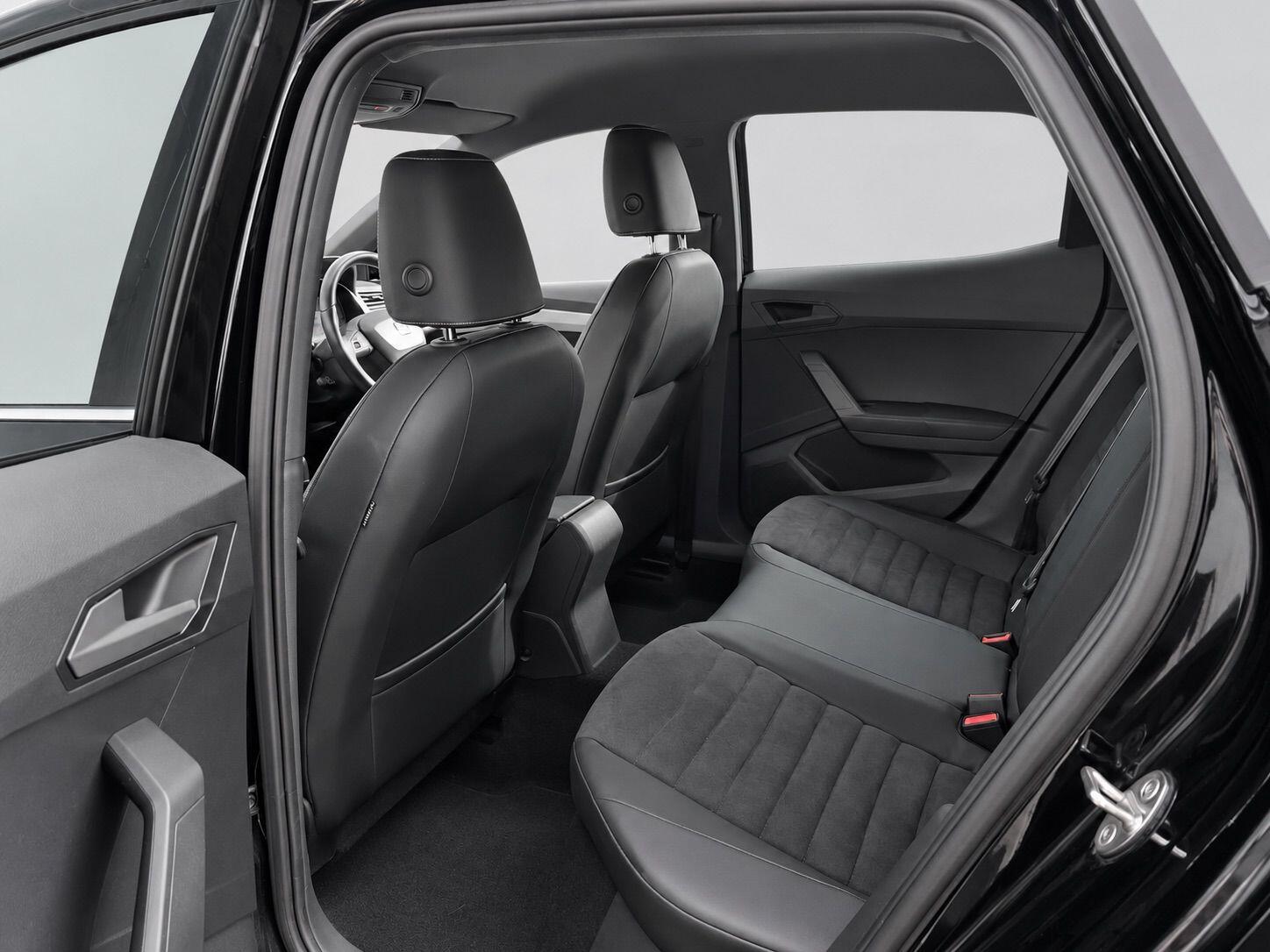 SEAT Ibiza view 32