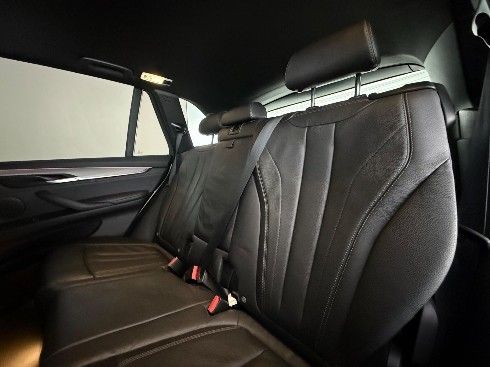 BMW X5 view 35