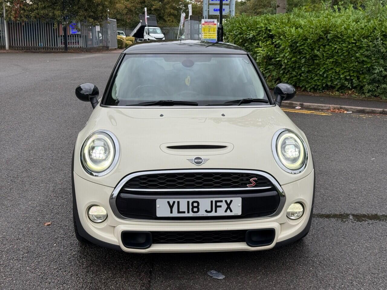 Mini Cooper view 2