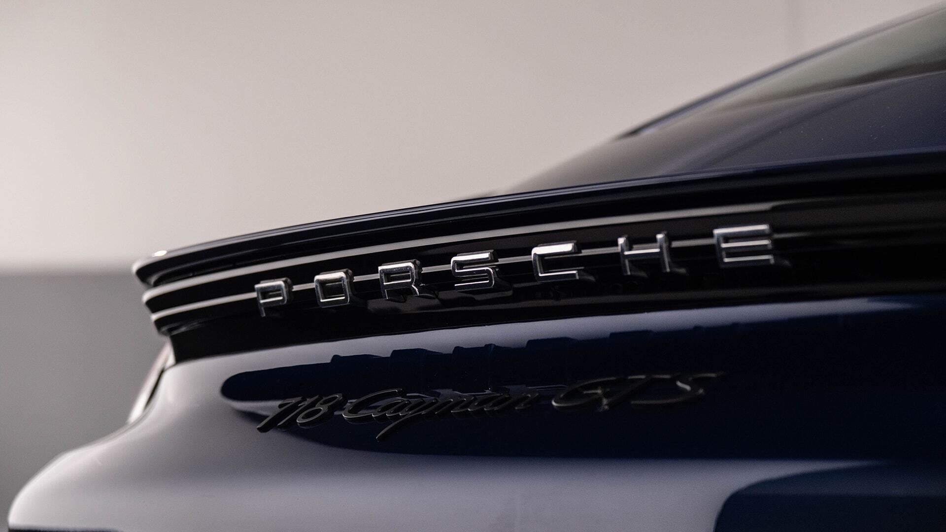 Porsche Cayman view 25