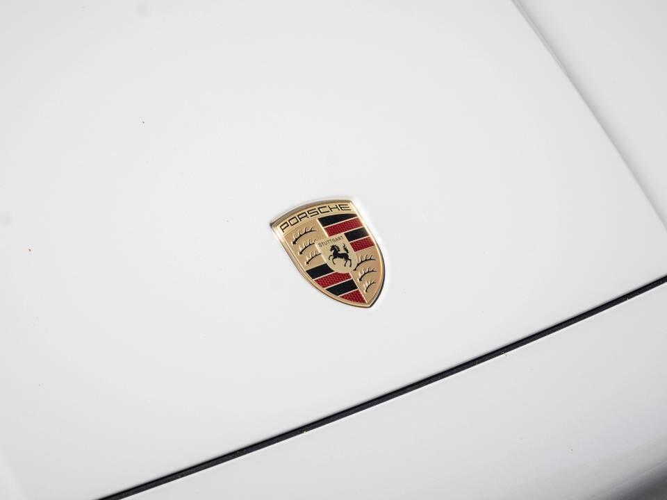 Porsche Cayenne view 68