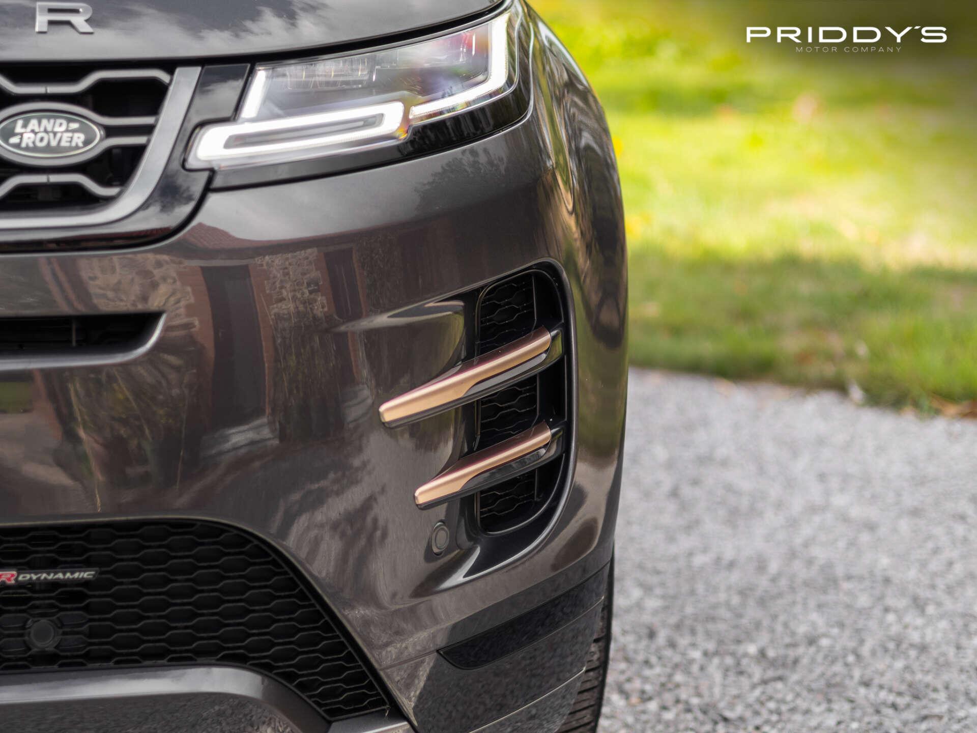 Land Rover Range Rover Evoque view 11
