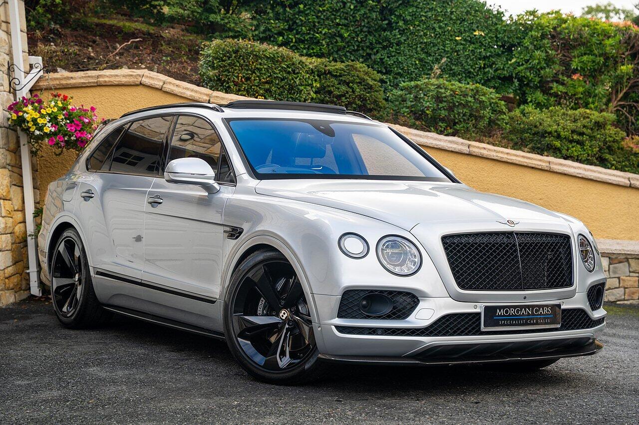 Bentley Bentayga view 21