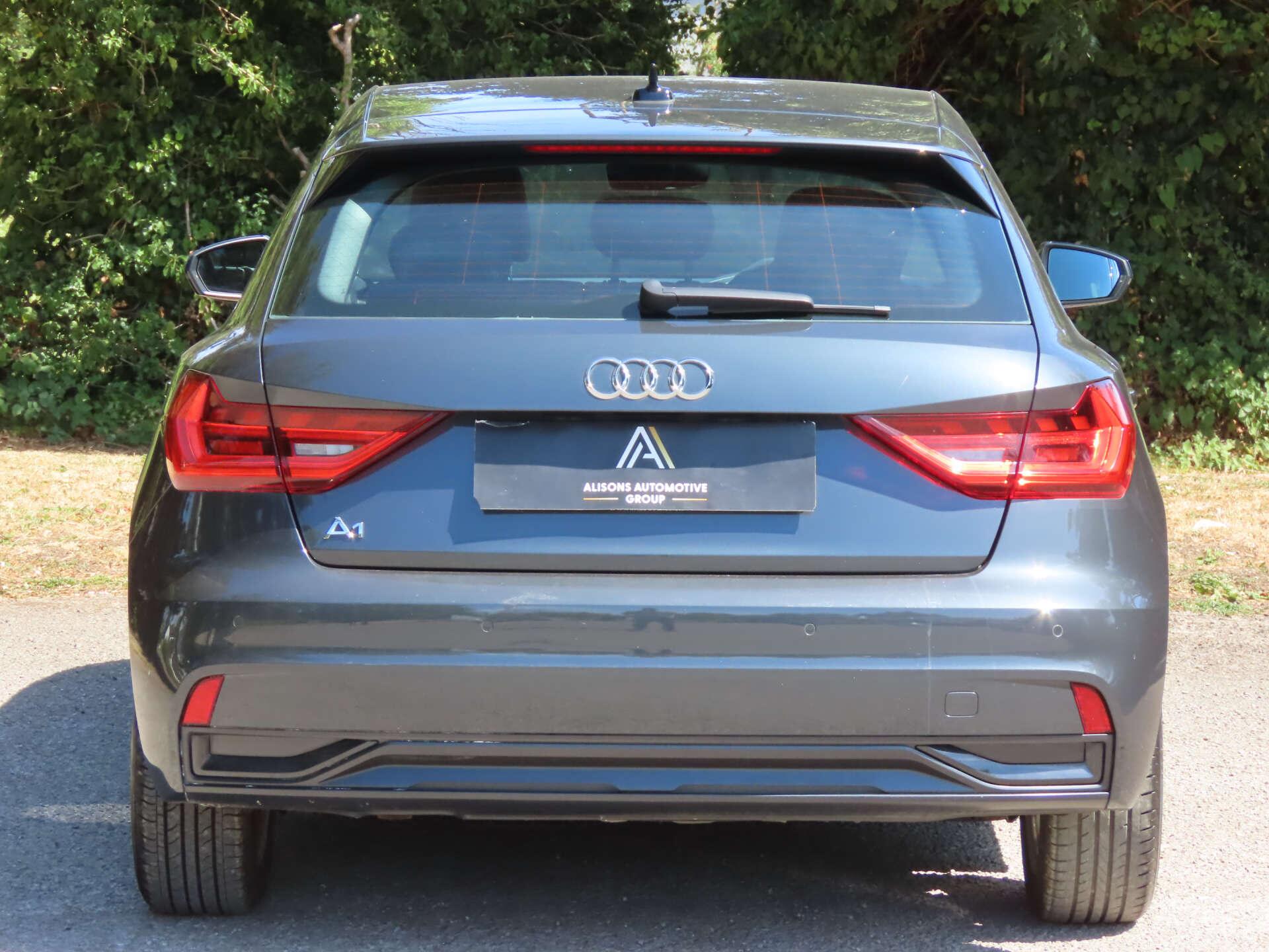 Audi A1 view 5