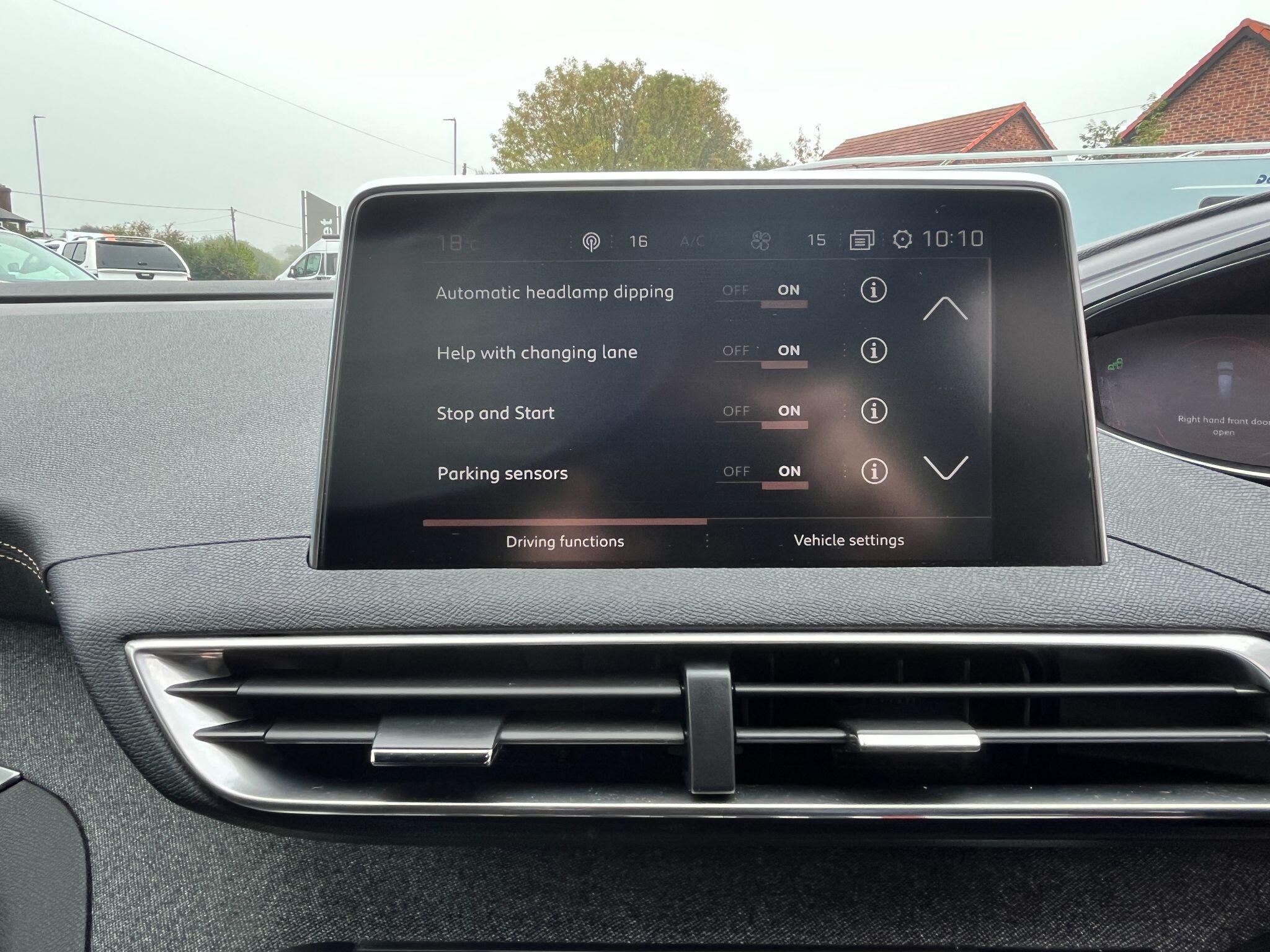 Peugeot 3008 view 24
