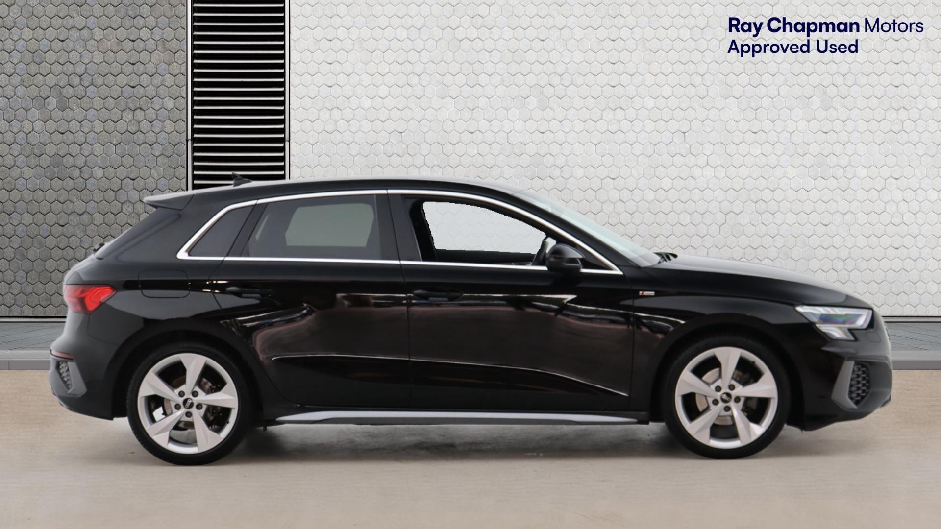 Audi A3 view 3