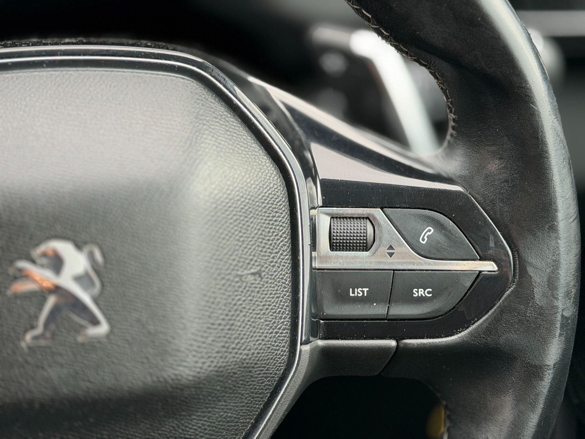 Peugeot 3008 view 36
