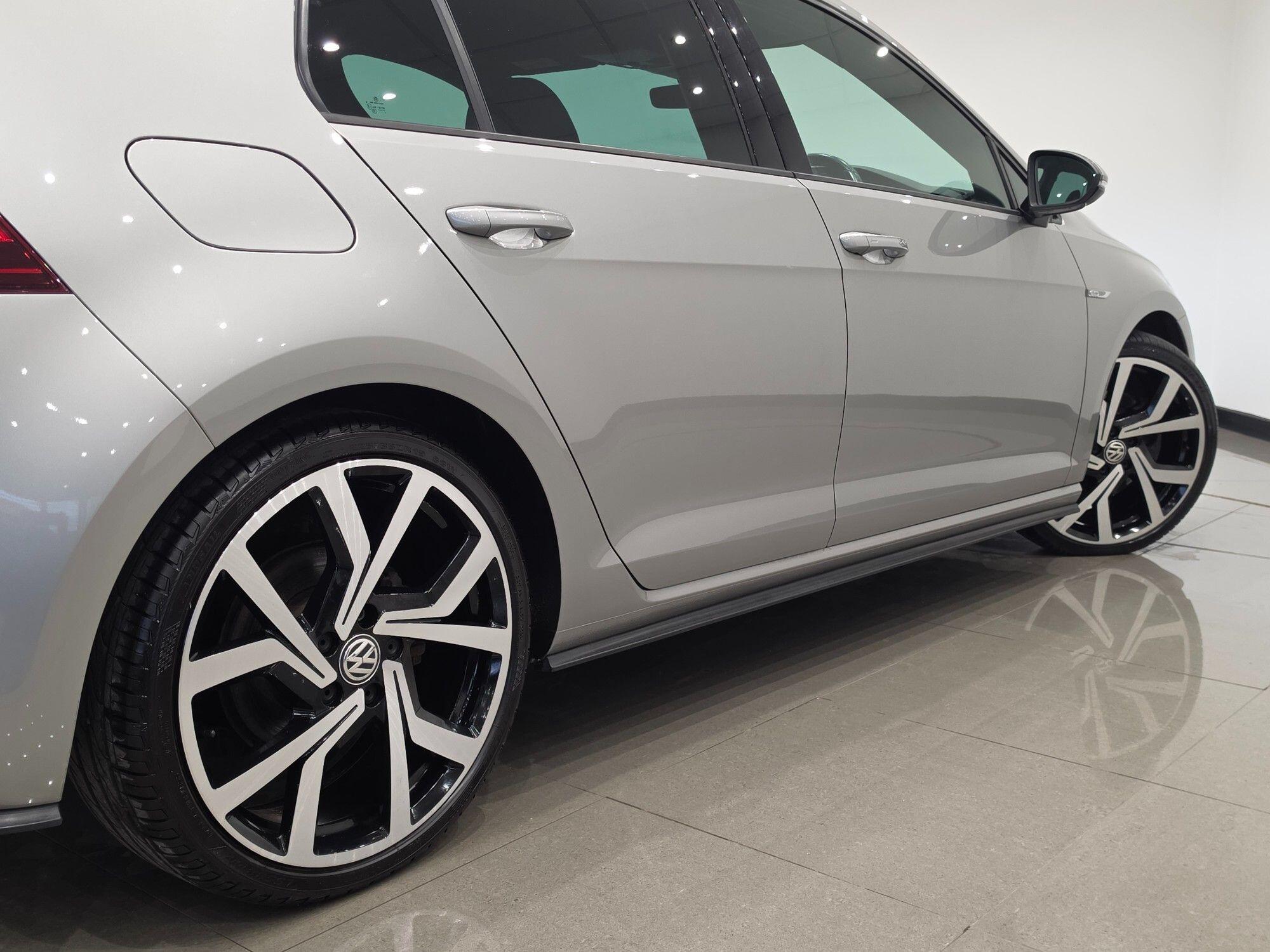Volkswagen Golf view 72