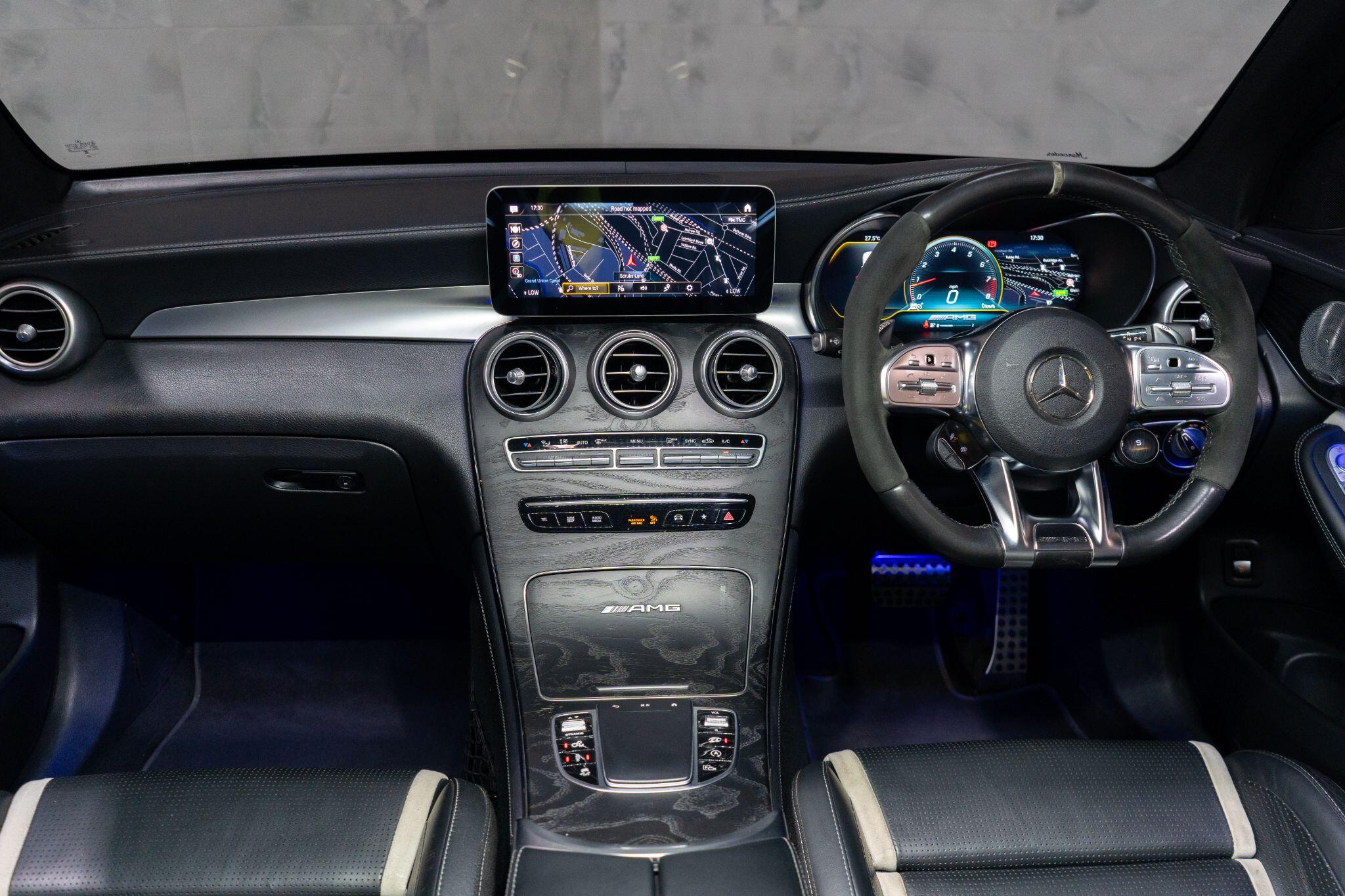 Mercedes-Benz GLC view 11