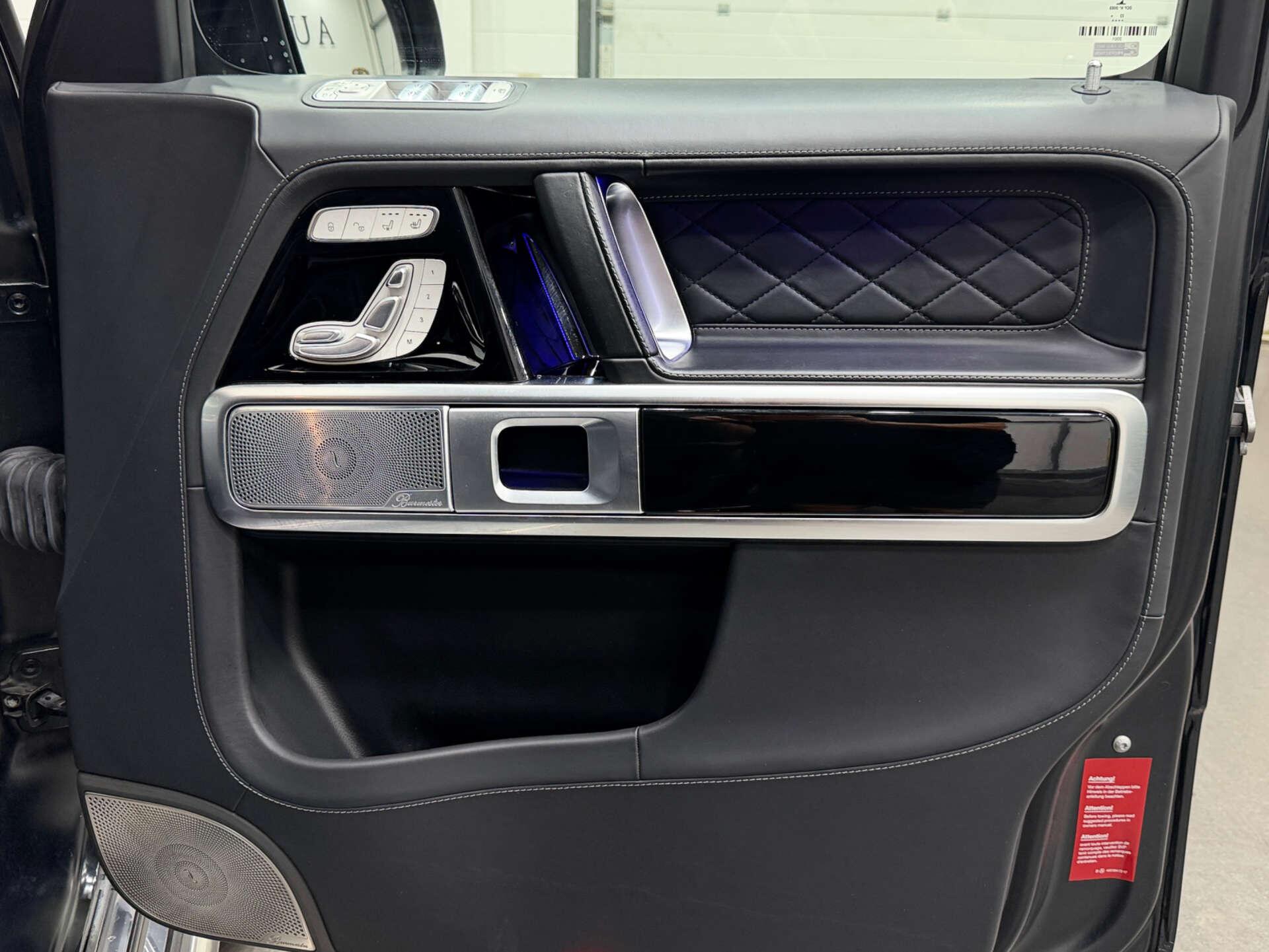 Mercedes-Benz G-Class view 45