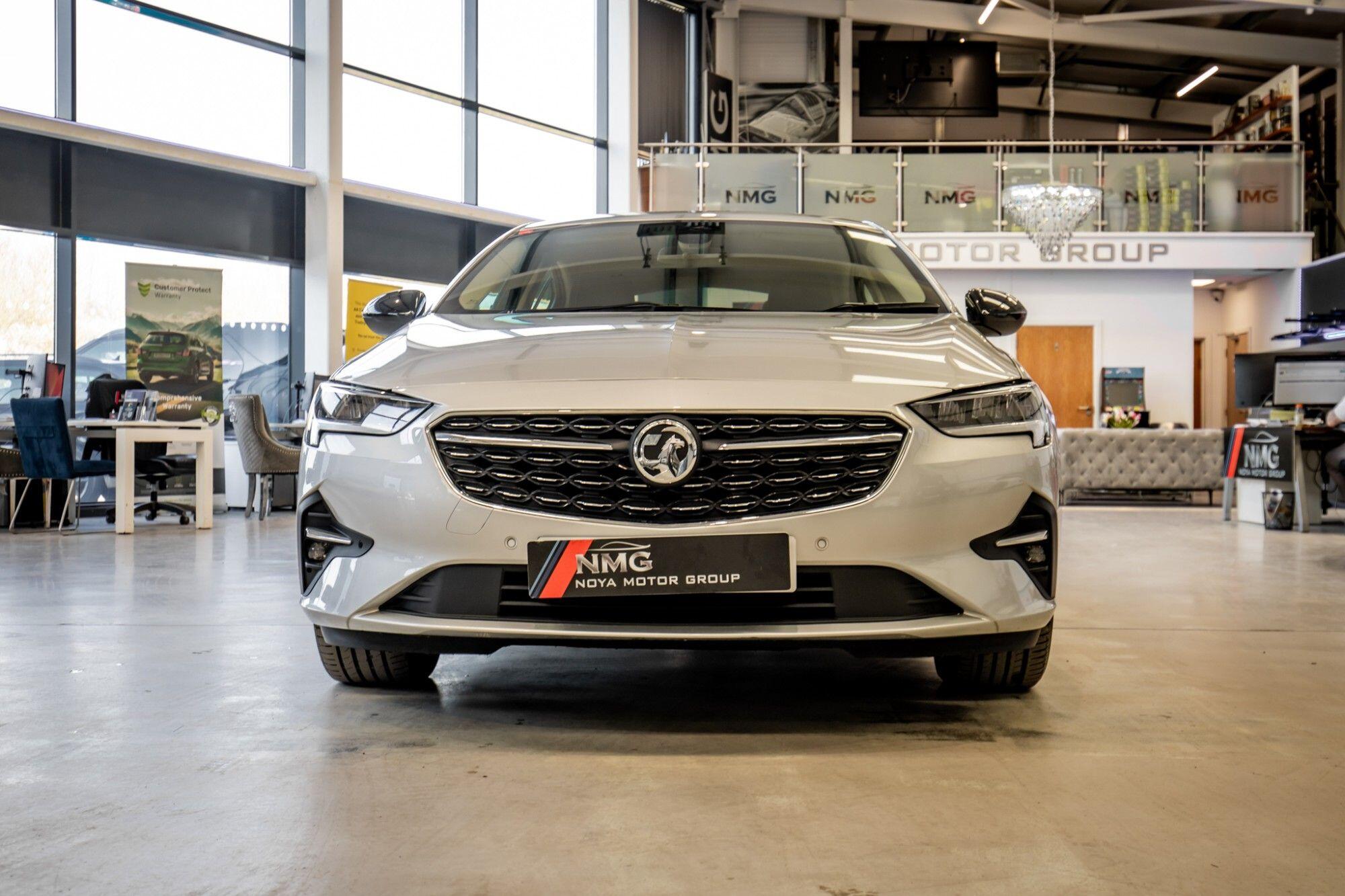 Vauxhall Insignia view 12