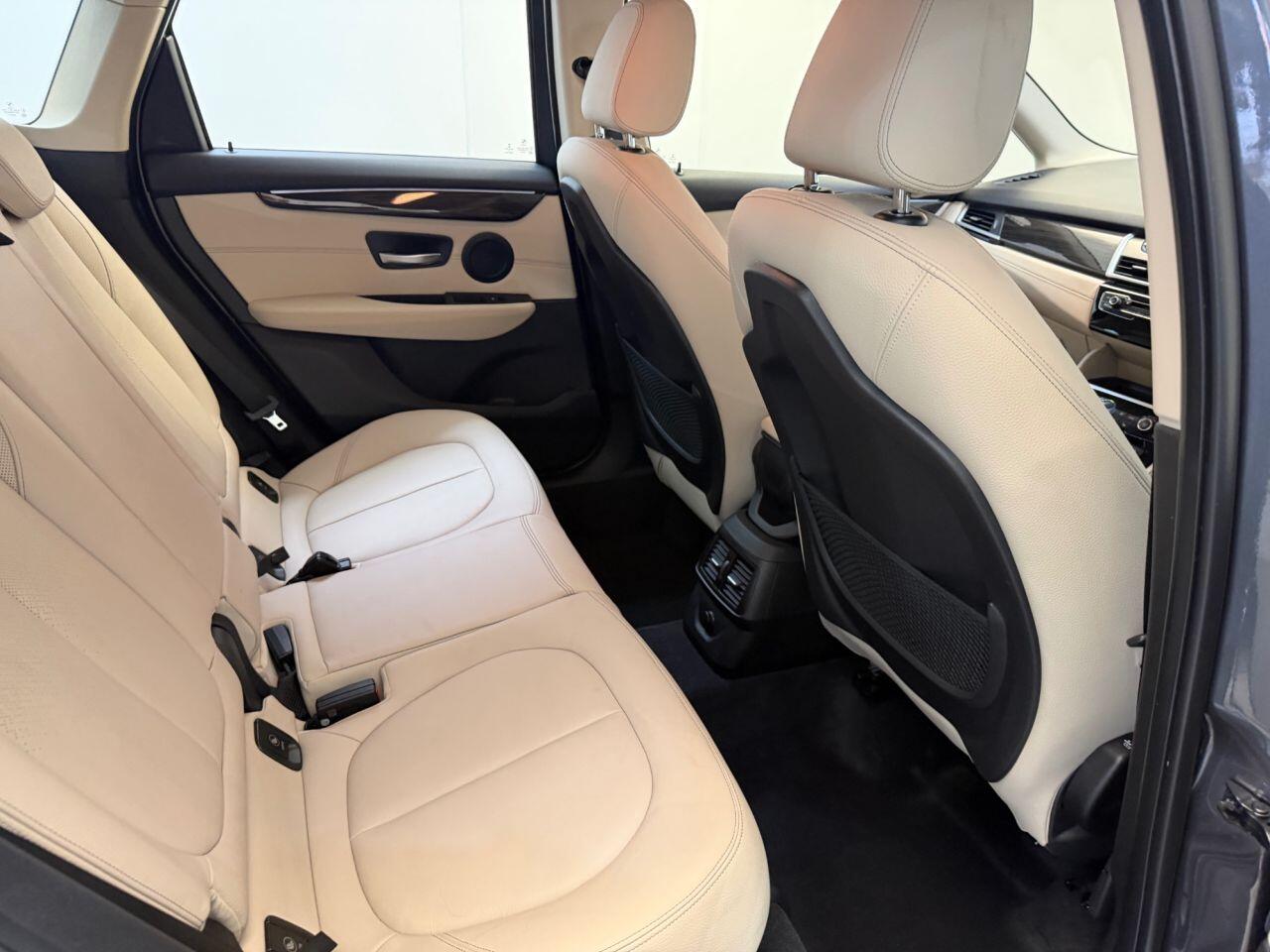 BMW 2 Series Active Tourer view 49