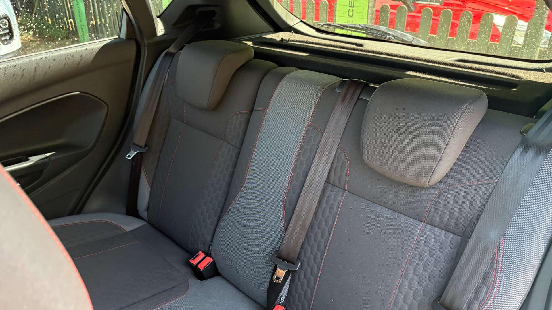 Ford Fiesta view 11