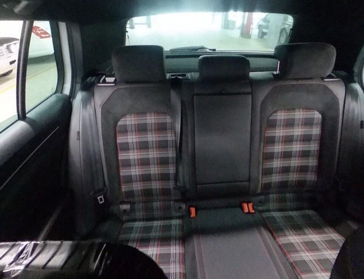 Volkswagen Golf view 6