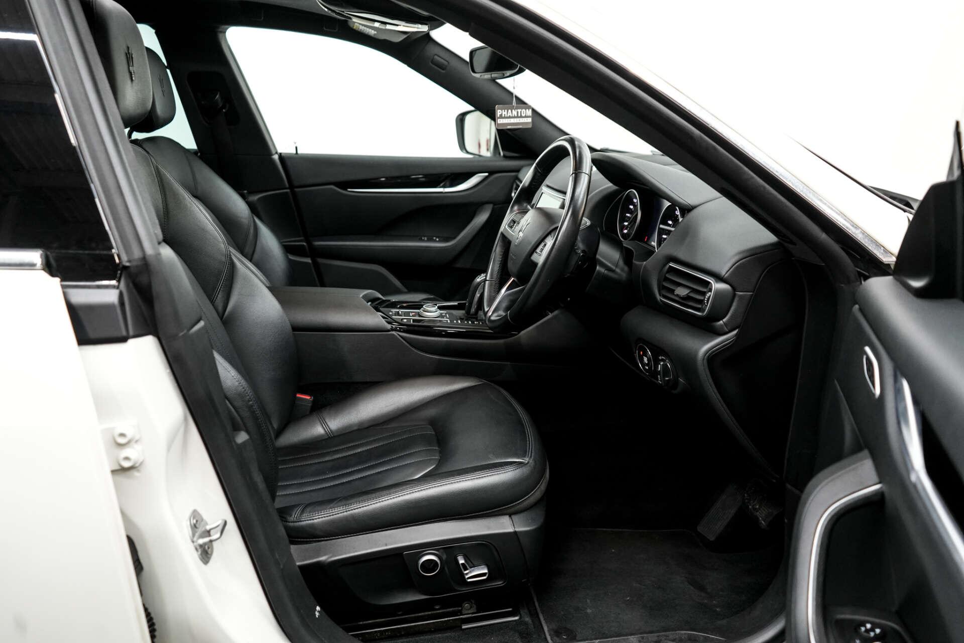 Maserati Levante view 17