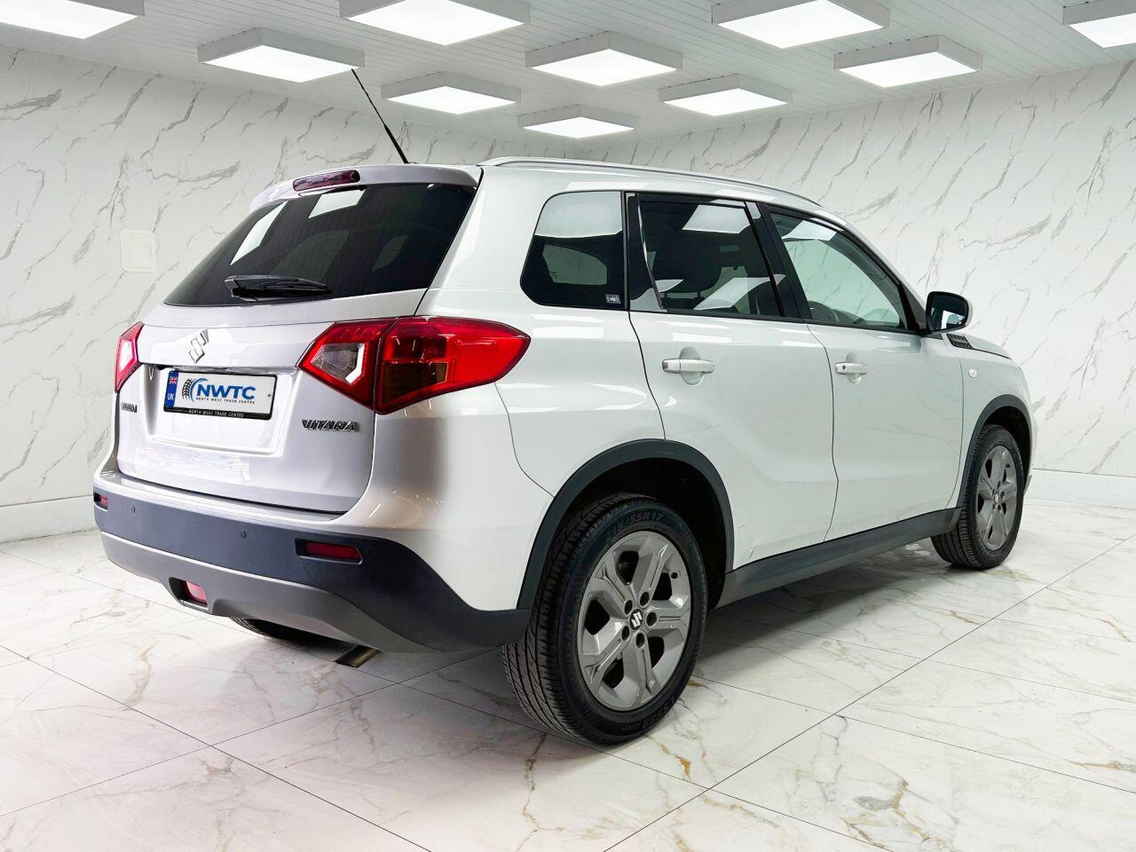 Suzuki Vitara view 12