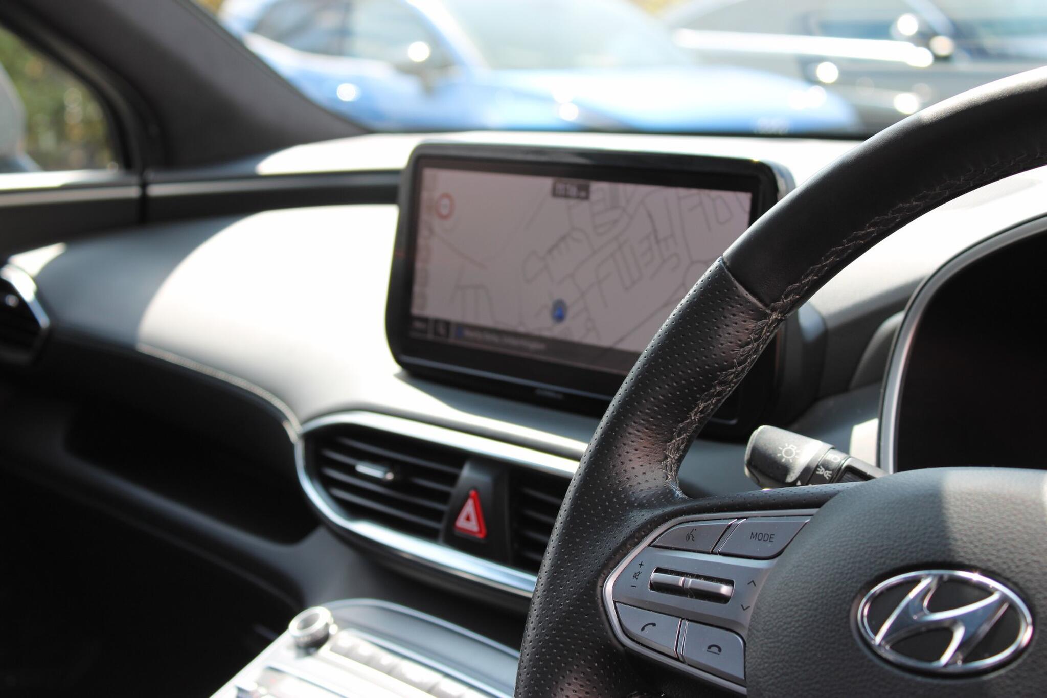 Hyundai Santa Fe view 16