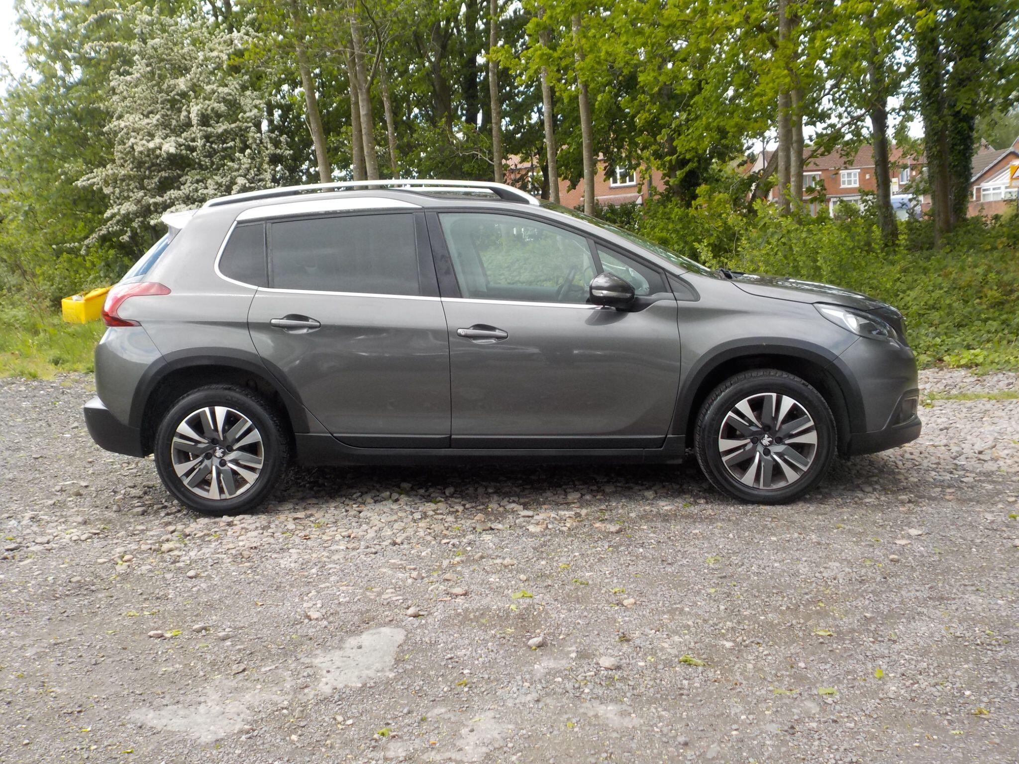 Peugeot 2008 1.2 PureTech Allure Premium Euro 6 (s/s) 5dr
