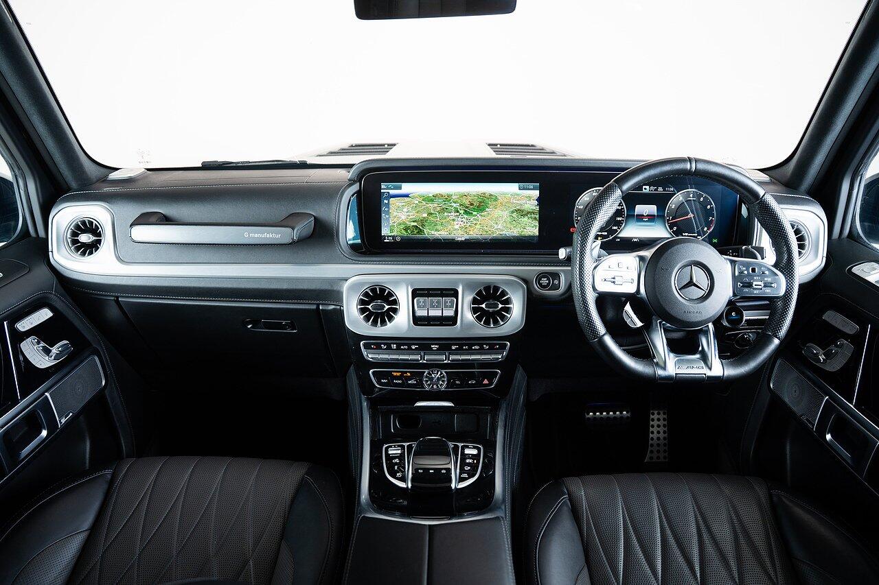 Mercedes-Benz G-Class view 4
