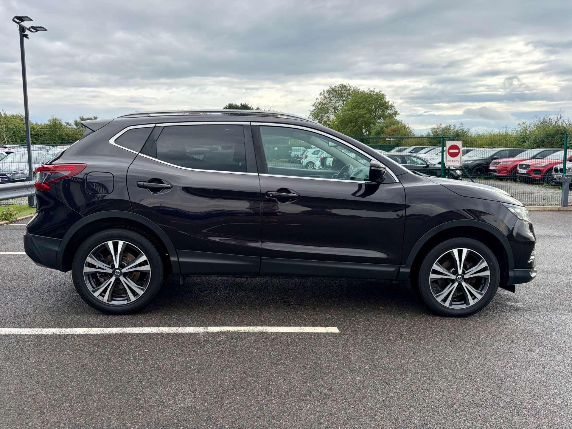 Nissan Qashqai view 9