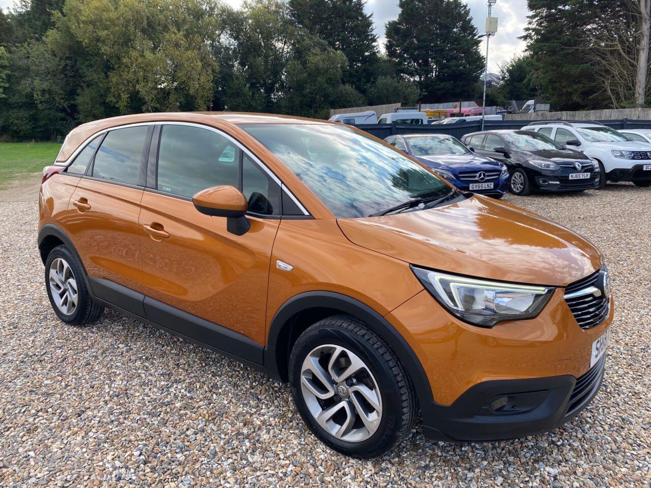 Vauxhall Crossland X view 2