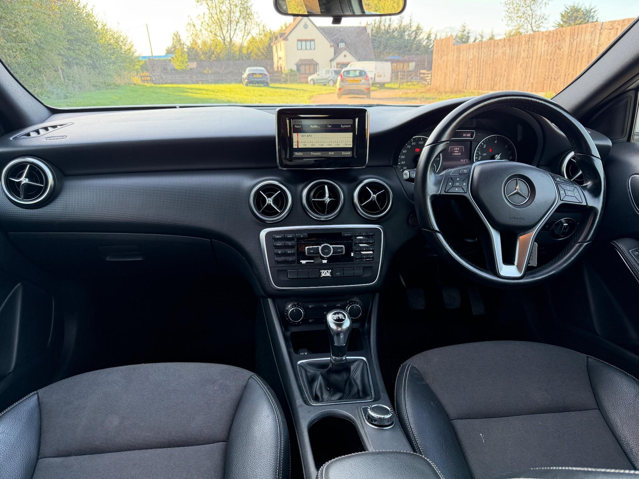 2013 Mercedes-Benz A Class 1.5 A180 CDI SE Euro 5 (s/s) 5dr image 18