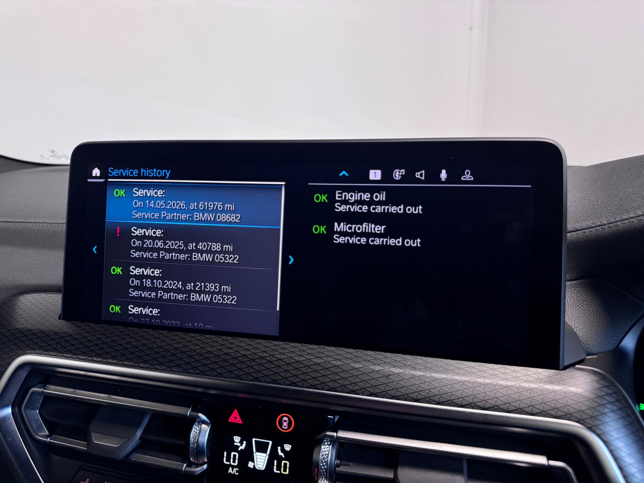 BMW X3 view 56