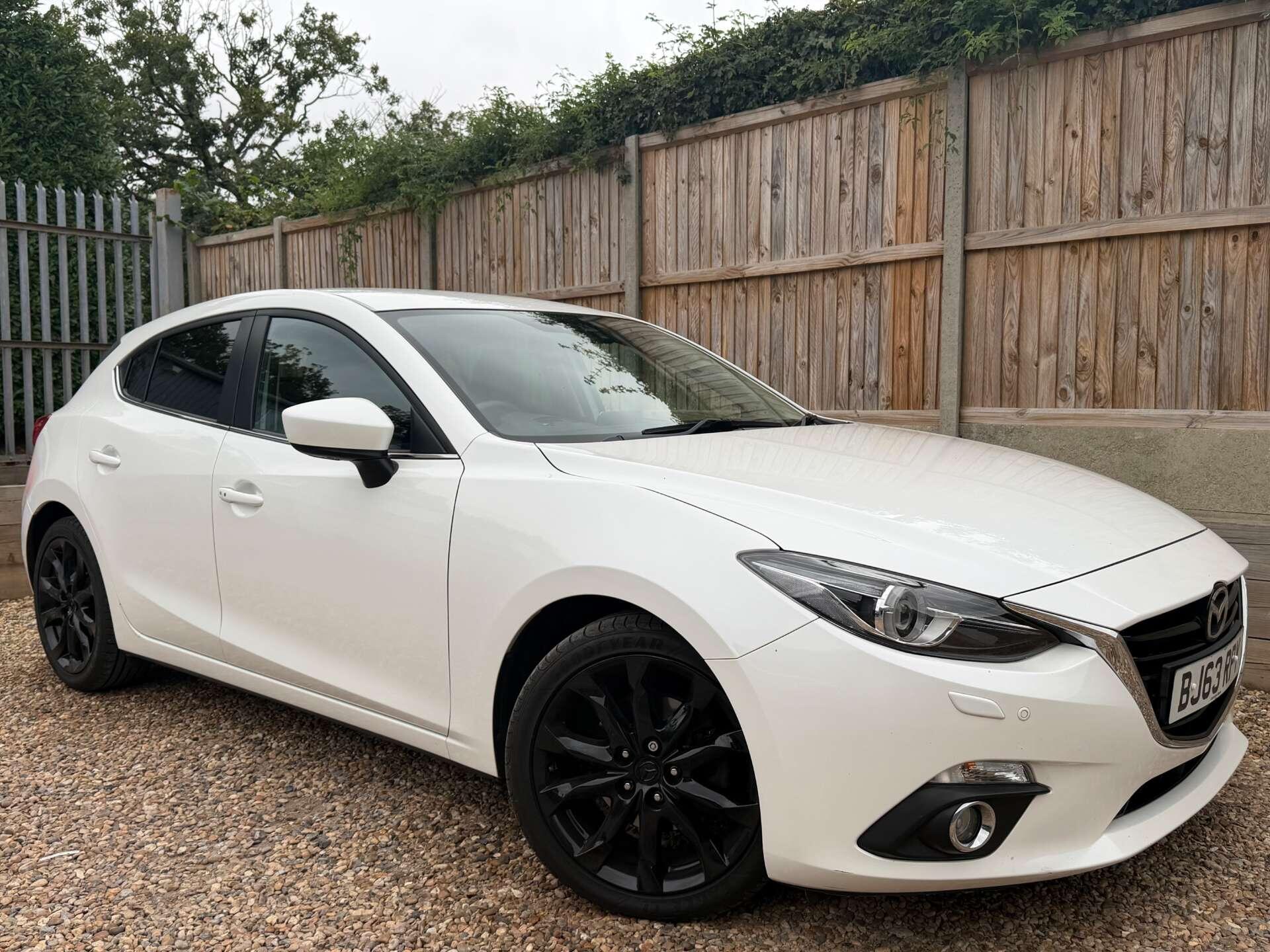 Mazda Mazda3 view 9