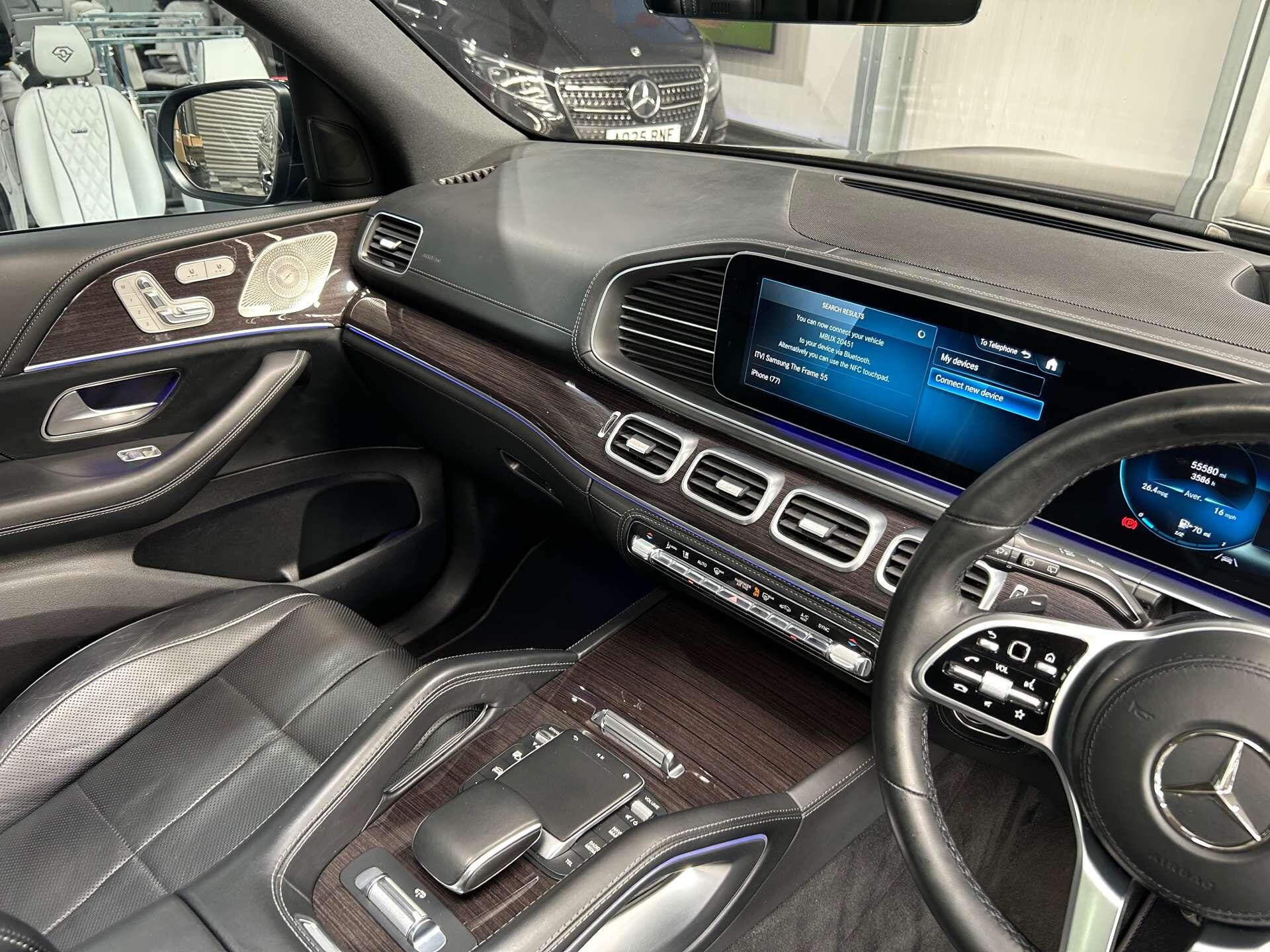 Mercedes-Benz GLS view 42