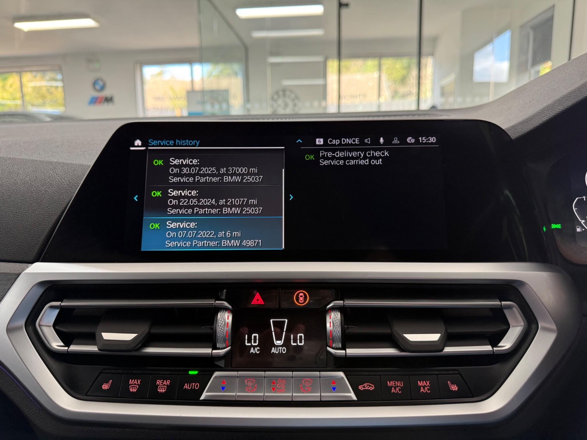 BMW 3 Series view 14