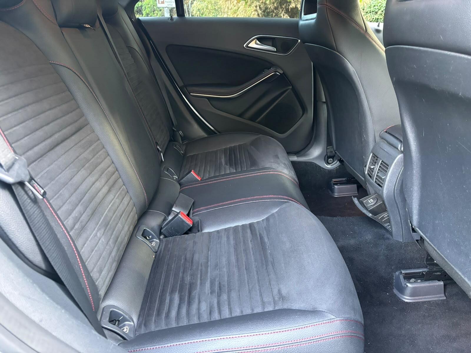 Mercedes-Benz Cla view 20