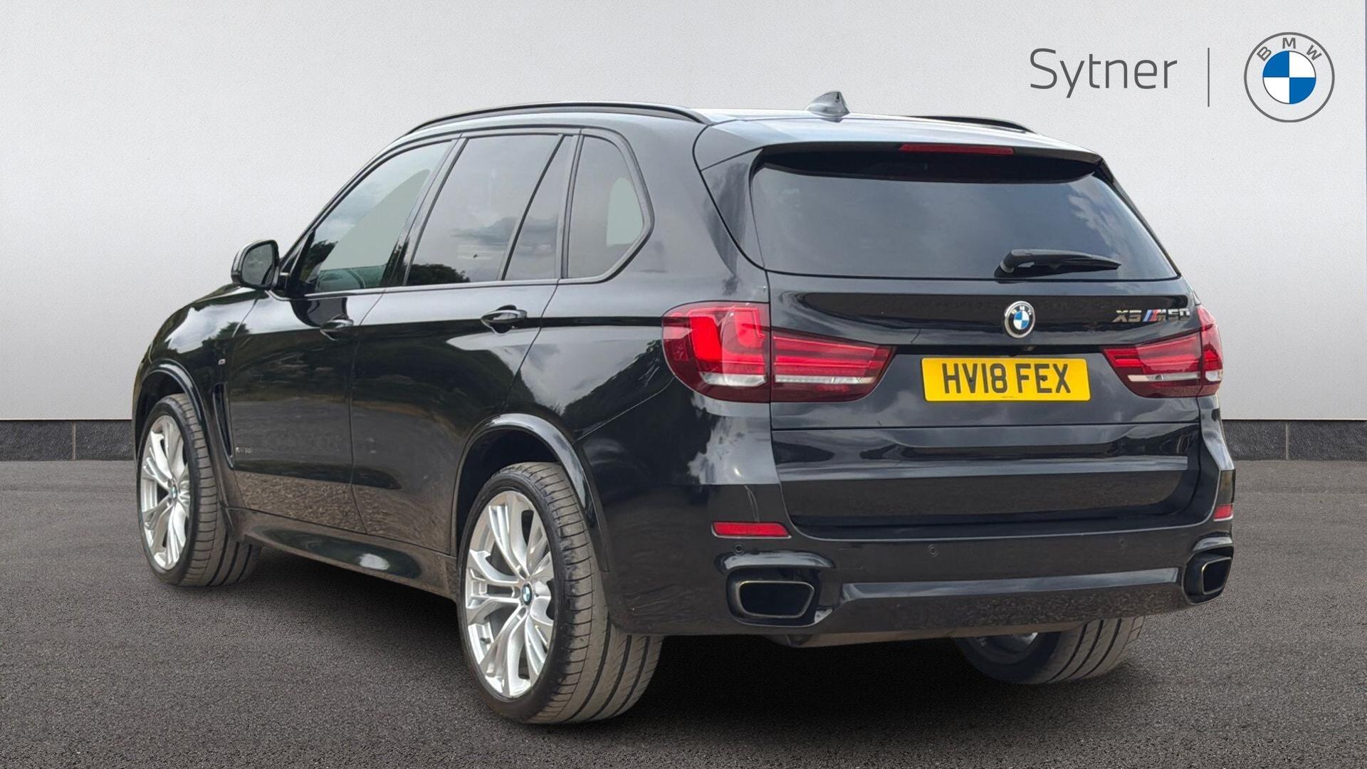 BMW X5 view 2