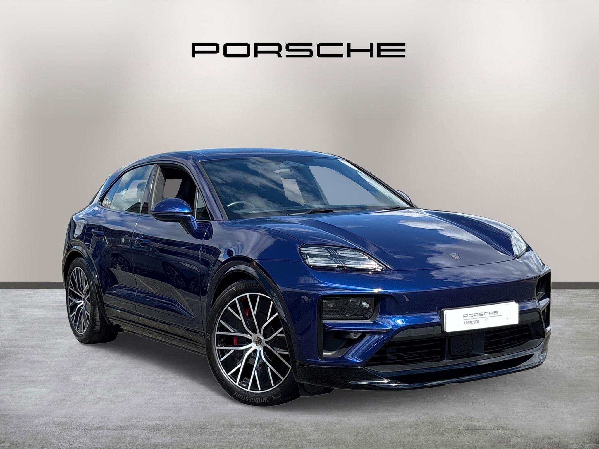 2025 Porsche Macan in Blue for sale
