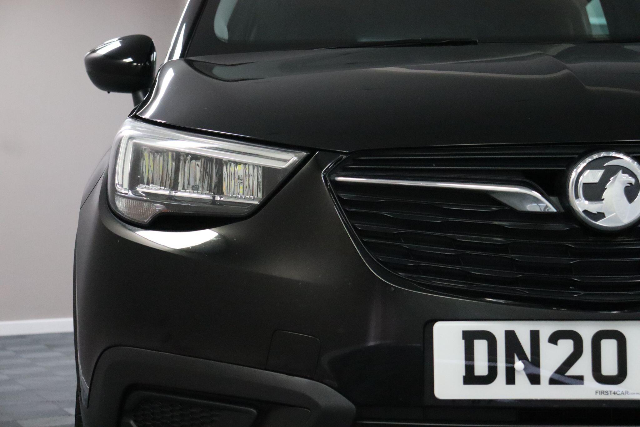 Vauxhall Crossland X view 25